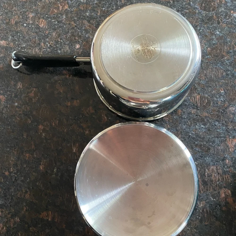 1 Revere Ware 1 Quart Stainless Steel Pan